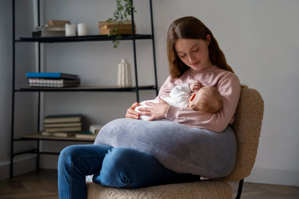 Proper Positioning During Breastfeeding 